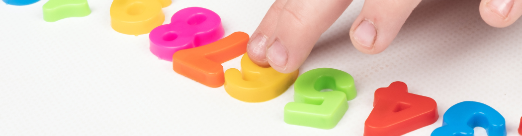 children counting numbers